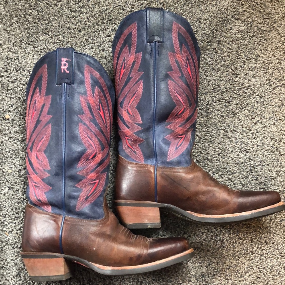 Size 7.5 Tony Lama western boots